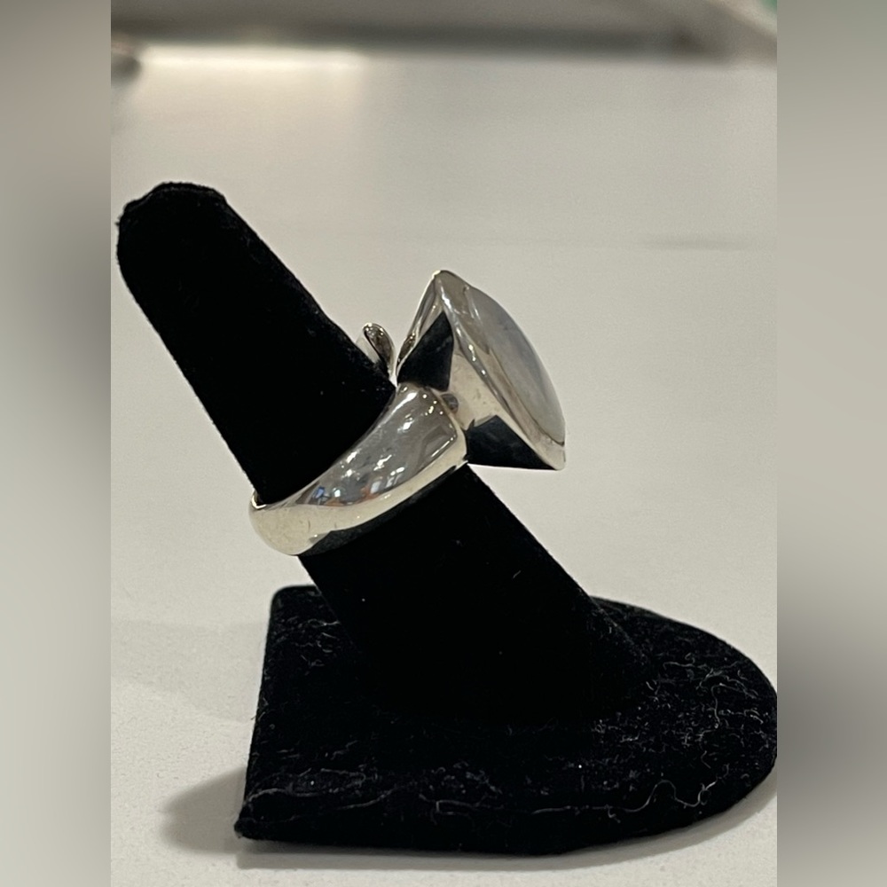 A Statement Moonstone Ring. Made In Silver. Size … - image 4